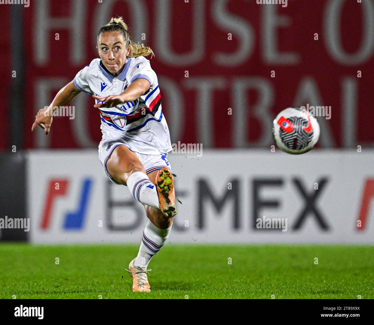 Mailand, Italien. November 2023. Milano, Italien, 18.11.23: Rachel Cuschieri (8 Sampdoria) während des Spiels Der Serie A Der Frauen zwischen AC Mailand und Sampdoria im Vismara Sports Center in Mailand, Italia Soccer (Cristiano Mazzi/SPP) Credit: SPP Sport Press Photo. /Alamy Live News Stockfoto