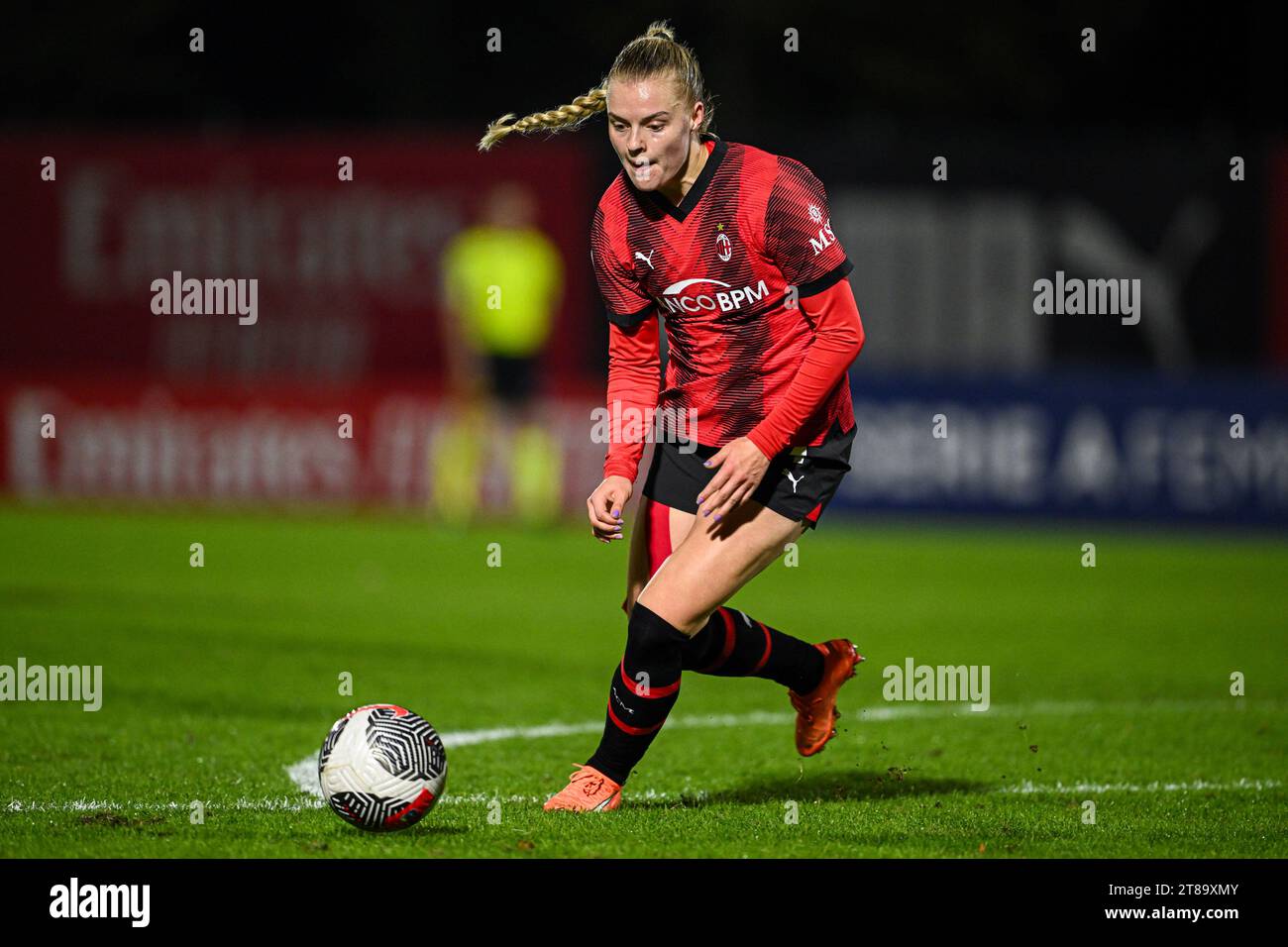 Mailand, Italien. November 2023. Milano, Italien, 18.11.23: Gudny Arnadottir (4 AC Milan) während des Spiels Der Frauen Serie A zwischen AC Milan und Sampdoria im Vismara Sports Center in Mailand, Italia Soccer (Cristiano Mazzi/SPP) Credit: SPP Sport Press Photo. /Alamy Live News Stockfoto