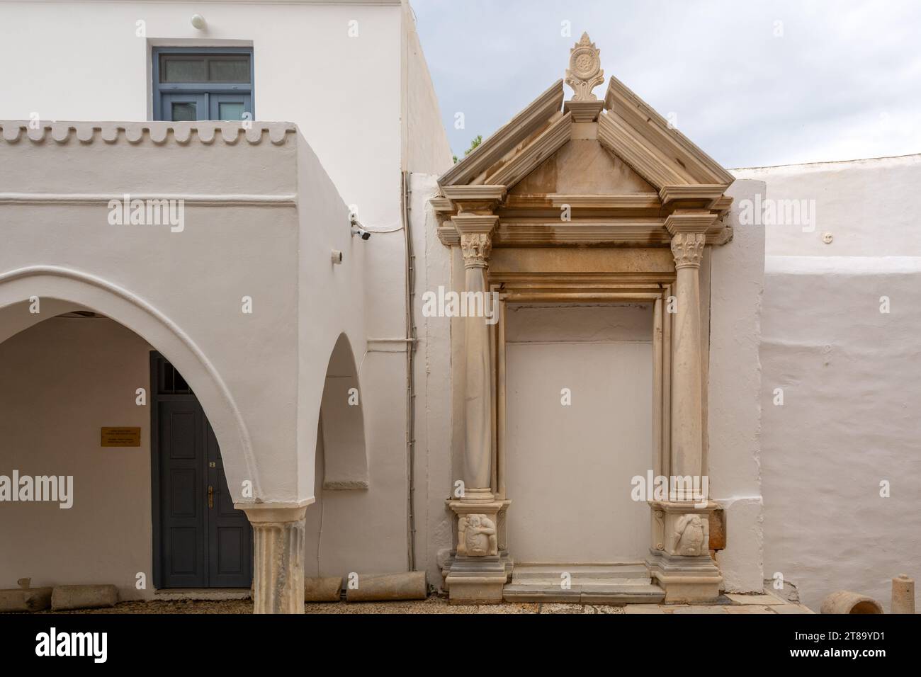 Das byzantinische Museum von Paros im Ekatontapiliani-Komplex in Parikia. Kykladen, Griechenland Stockfoto