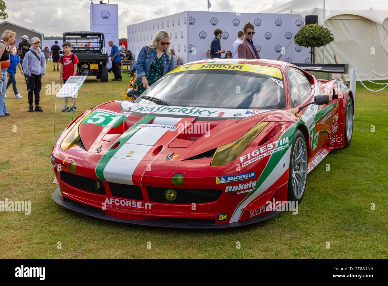 Alfa Corse Ferrari 458 Italia #51, ausgestellt auf der Salon Privé Concours d’Elégance Motorshow im Blenheim Palace. Stockfoto