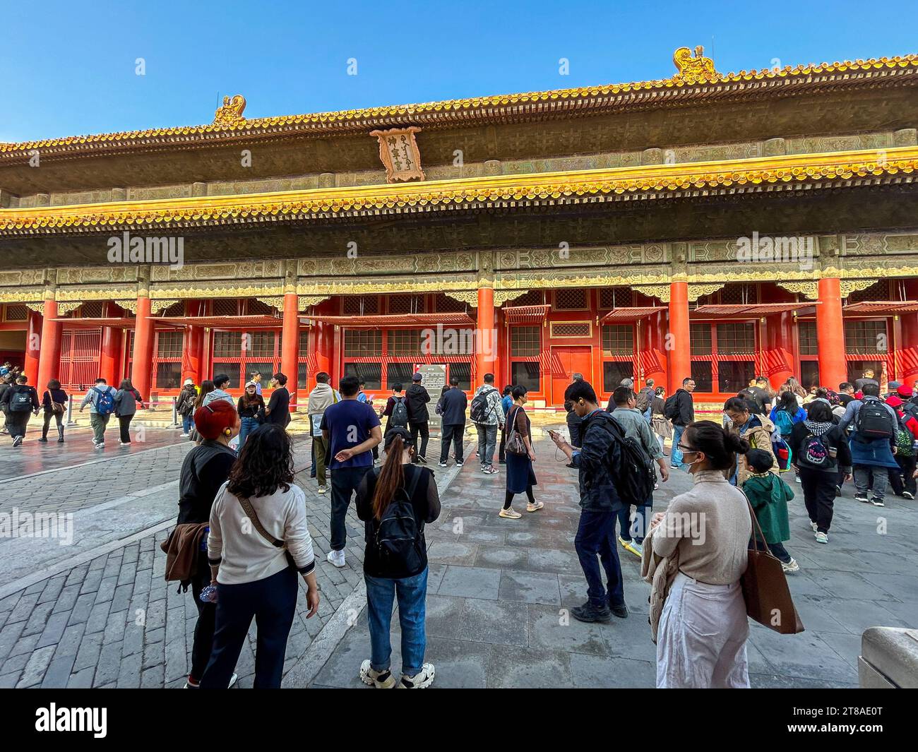 Peking, China, große Menschenmengen, chinesische Touristen besuchen Stadtdenkmal, „die Verbotene Stadt“, historische Denkmäler, Palast der irdischen Ruhe Stockfoto