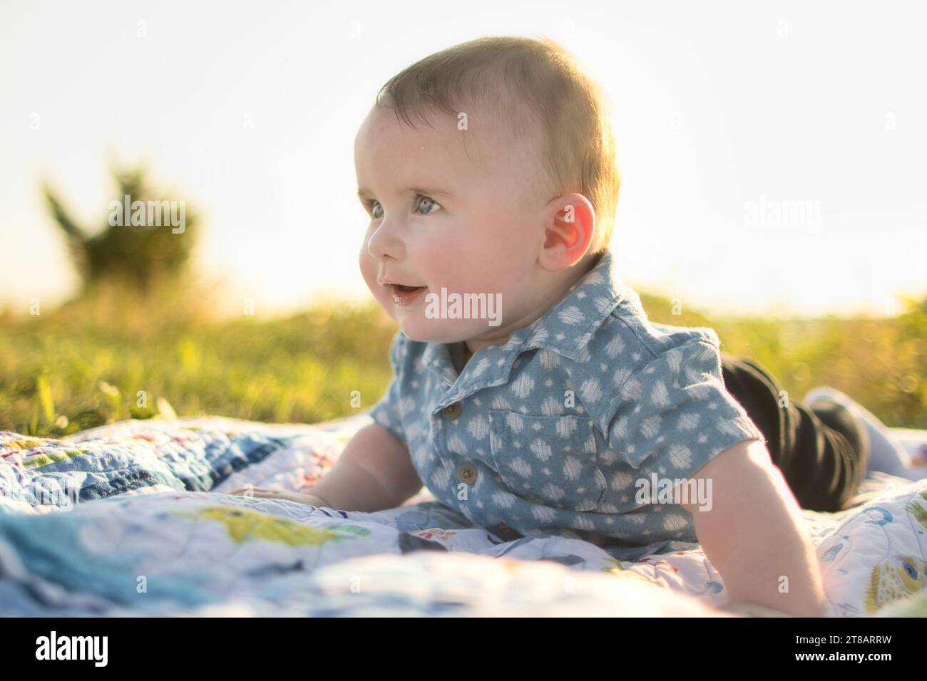 Eine Fotosession mit einem süßen Baby Stockfoto