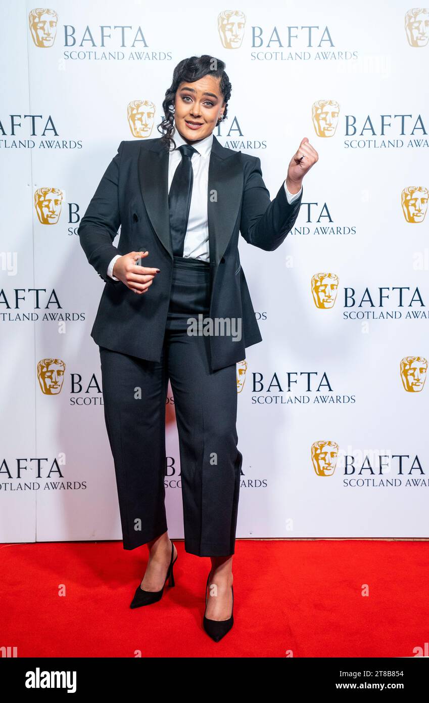 Schauspieler Izuka Hoyle auf dem roten Teppich bei der BAFTA Scotland Award Zeremonie im Doubletree von Hilton Glasgow Central. Bilddatum: Sonntag, 19. November 2023. Stockfoto