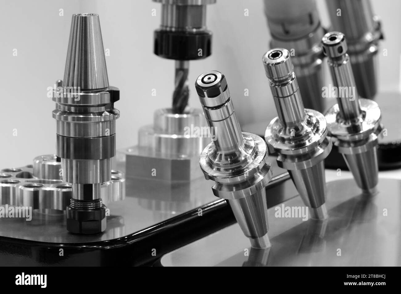 Fräswerkzeuge für CNC-Maschinen, industrieller Konstruktionshintergrund, technisches Konzept Stockfoto