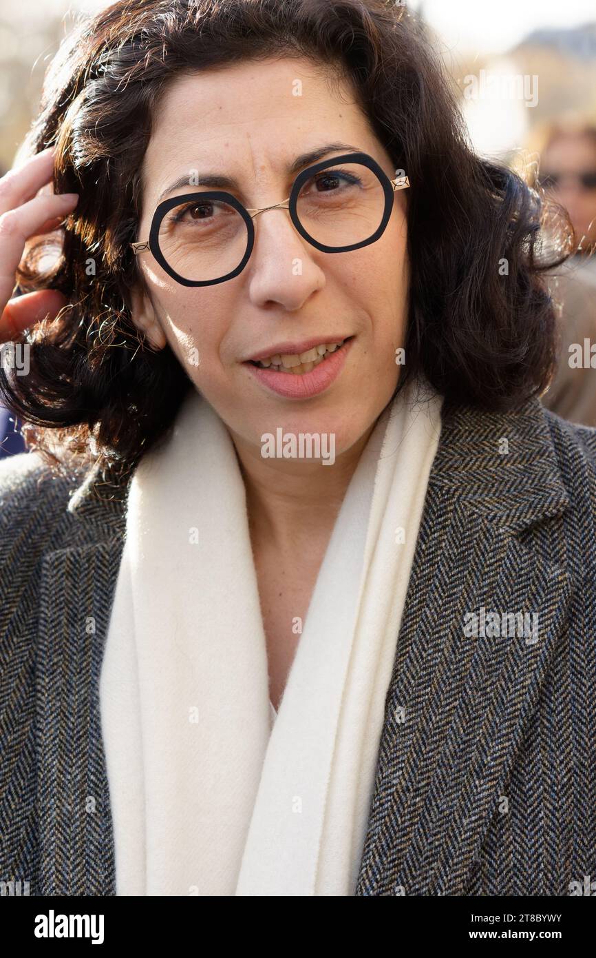 De nombreuses personnalités défilent à Paris pour la paix au moyen Orient. Une marche silencieuse organisée par le collectif 'une autre voix' Stockfoto