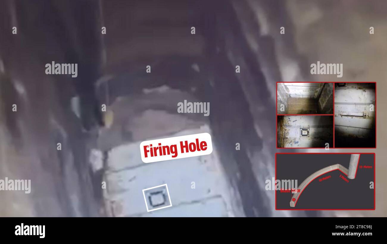 Am Donnerstag, den 17. November 2023, entdeckten israelische Verteidigungskräfte (IDF) und israelische Geheimdienste (ISA) einen 55 Meter langen Terror-Tunnel, der 10 Meter tief unter dem Al-Shifa-Krankenhauskomplex liegt. Der Tunnelschacht wurde in einem Bereich des Krankenhauses unter einem Schuppen neben einem Fahrzeug entdeckt, das zahlreiche Waffen enthielt, darunter Sprengstoffe und Kalaschnikow-Gewehre. Eine Treppe führt zum Eingang des Tunnelschachts, der aus verschiedenen Wehrmitteln besteht, einschließlich einer explosionssicheren Tür und einem Schießloch. Diese Art von Tür wird von der Terrororganisation Hamas für bl verwendet Stockfoto