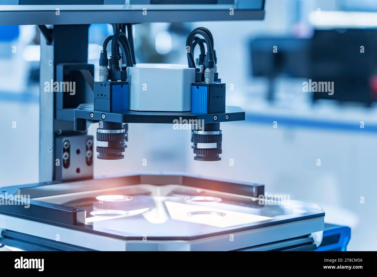 Robotic Vision Sensor Kamerasystem in Intellegence Factory, Fertigungsindustrie für Industrie 4,0 und Technologiekonzept Stockfoto