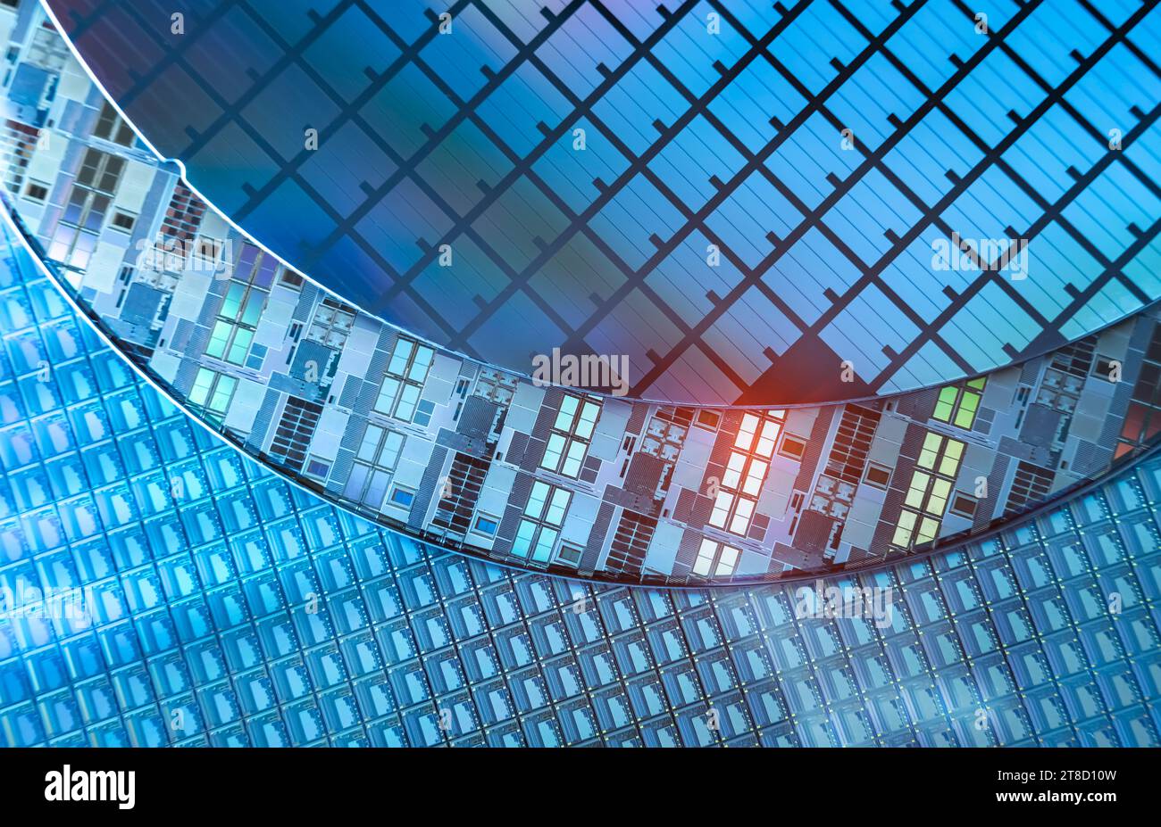 Silizium-Wafer-Halbleiter mit Neonfarbe, integrierte Schaltungen zur Herstellung von CPU und GPU Stockfoto