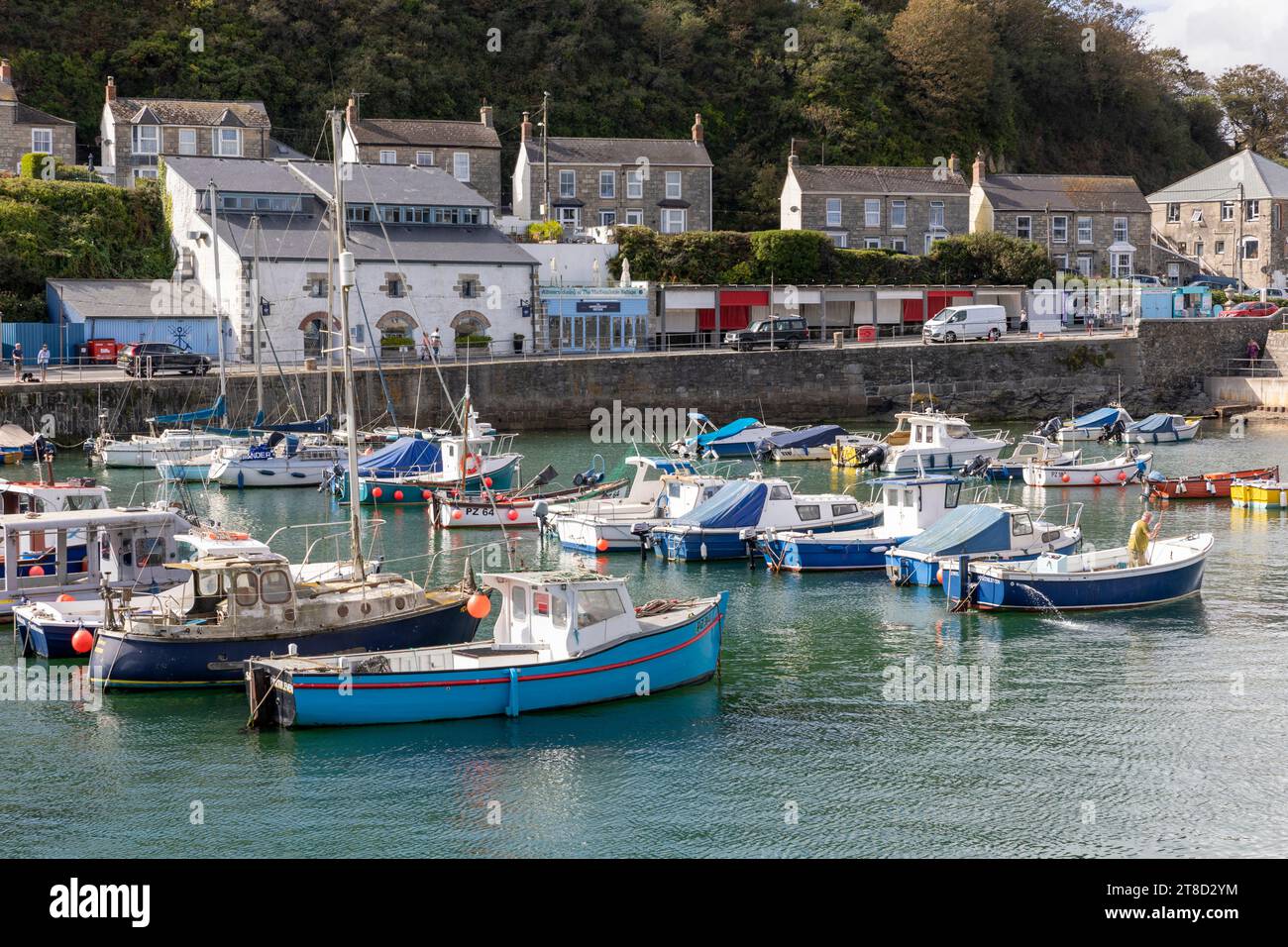 Porthleven Cornwall, eine kornische Stadt mit dem südlichsten Fischerhafen Großbritanniens, Cornwall, England, Großbritannien, 2023 Stockfoto