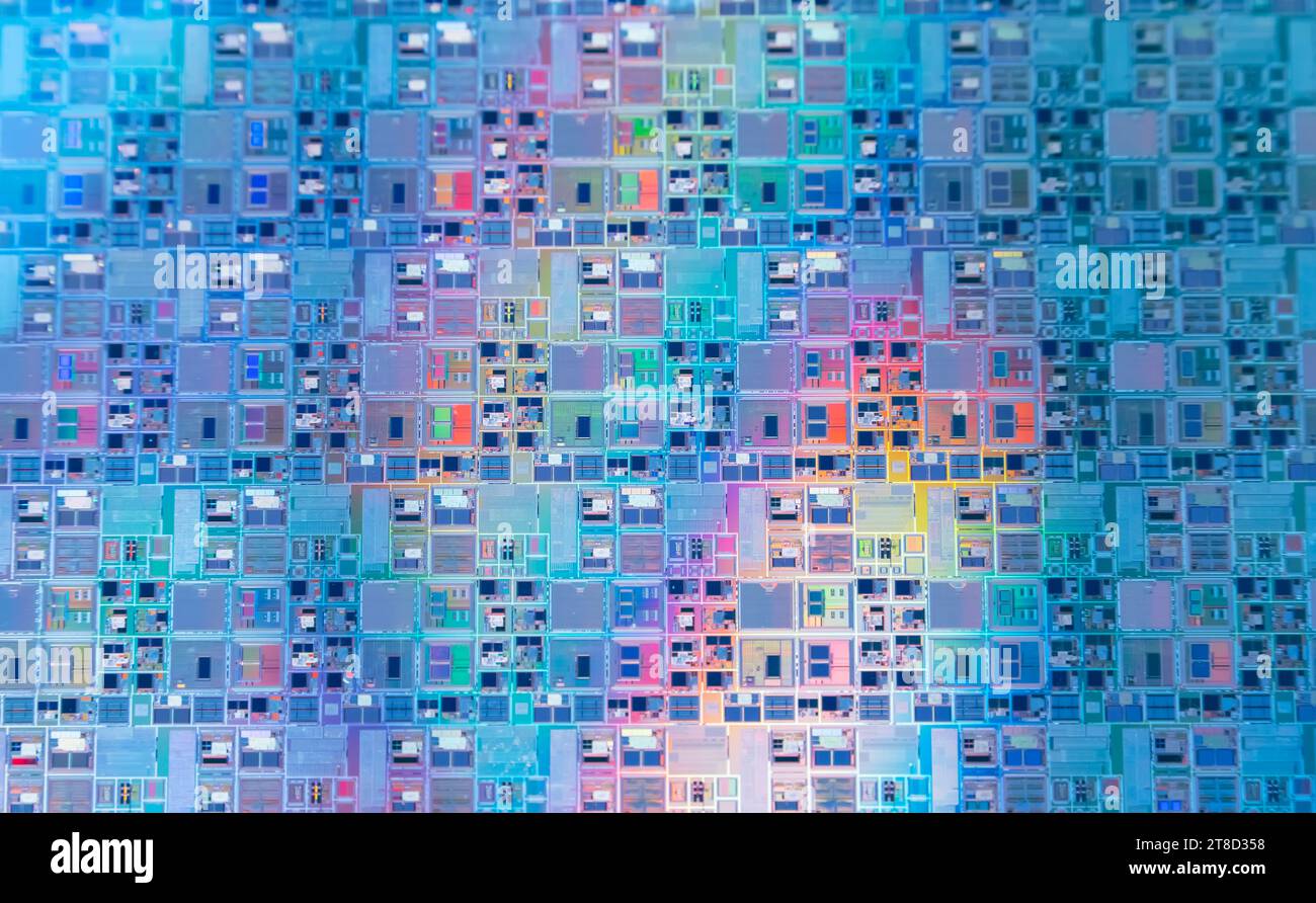 Silizium-Wafer-Halbleiter mit Neonfarbe, integrierte Schaltungen zur Herstellung von CPU und GPU Stockfoto