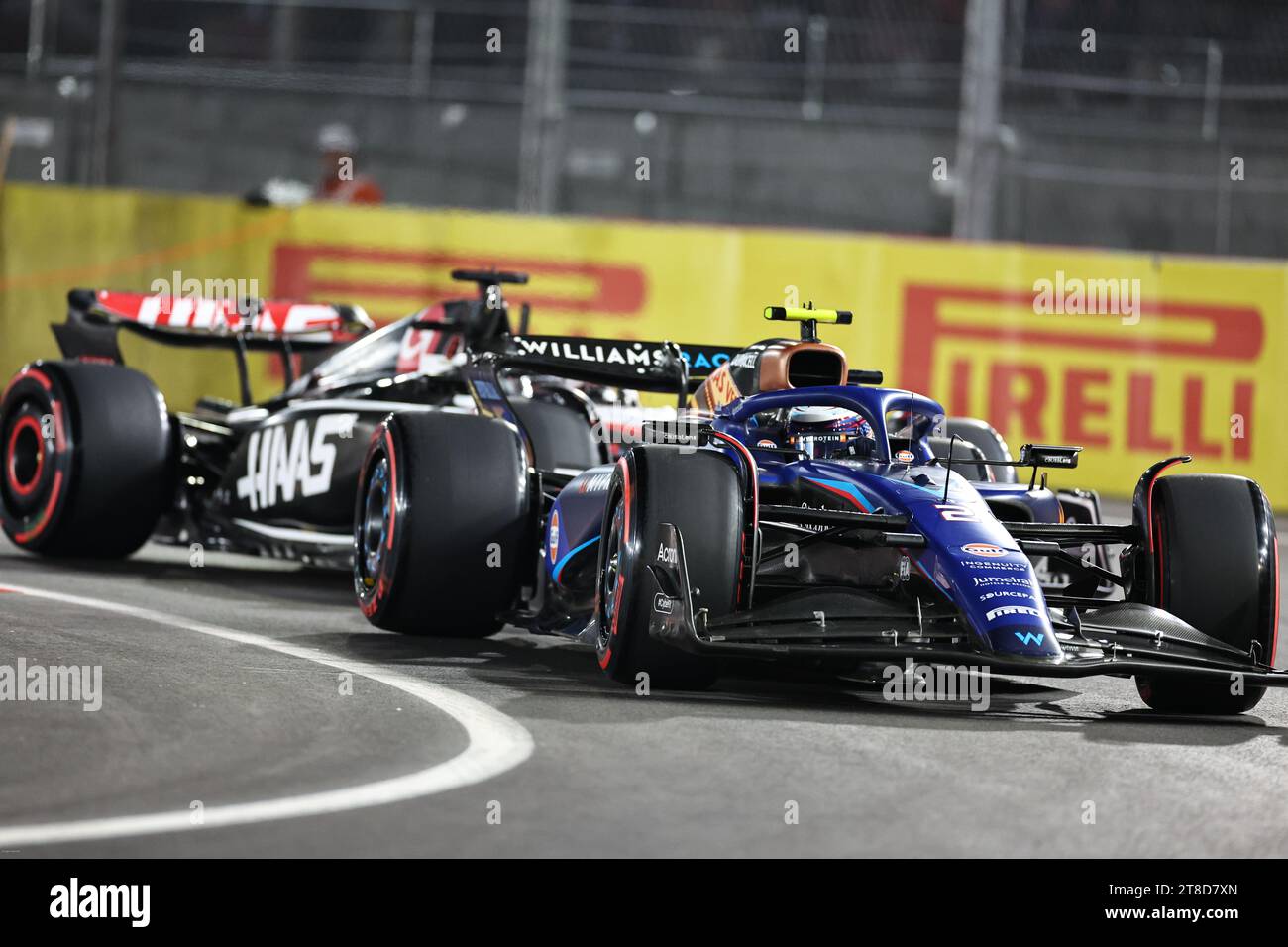 LAS VEGAS, NEVADA, USA 17. November 2023; #2, Logan Sargeant, USA, Team Williams F1 FW45, Mercedes-Motor vor dem Formel 1 Las Vegas Grand Prix auf dem Las Vegas Strip Circuit in Las Vegas, USA am 17. November 2023, Las Vegas Formel 1 Grand Prix, - F1 GP Motorsport, gebührenpflichtiges Bild, Foto und Copyright © Irwen SONG/ATP Images (SONG Irwen/ATP/SPP) Credit: SPP Sport Press Photo. /Alamy Live News Stockfoto