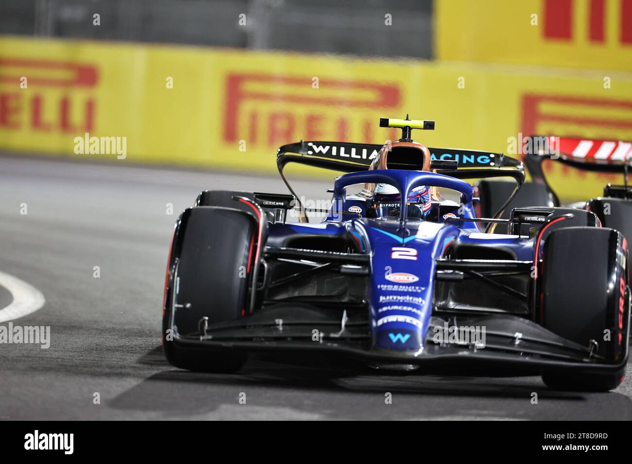 LAS VEGAS, NEVADA, USA 17. November 2023; #2, Logan Sargeant, USA, Team Williams F1 FW45, Mercedes-Motor vor dem Formel 1 Las Vegas Grand Prix auf dem Las Vegas Strip Circuit in Las Vegas, USA am 17. November 2023, Las Vegas Formel 1 Grand Prix, - F1 GP Motorsport, gebührenpflichtiges Bild, Foto und Copyright © Irwen SONG/ATP Images (SONG Irwen/ATP/SPP) Credit: SPP Sport Press Photo. /Alamy Live News Stockfoto