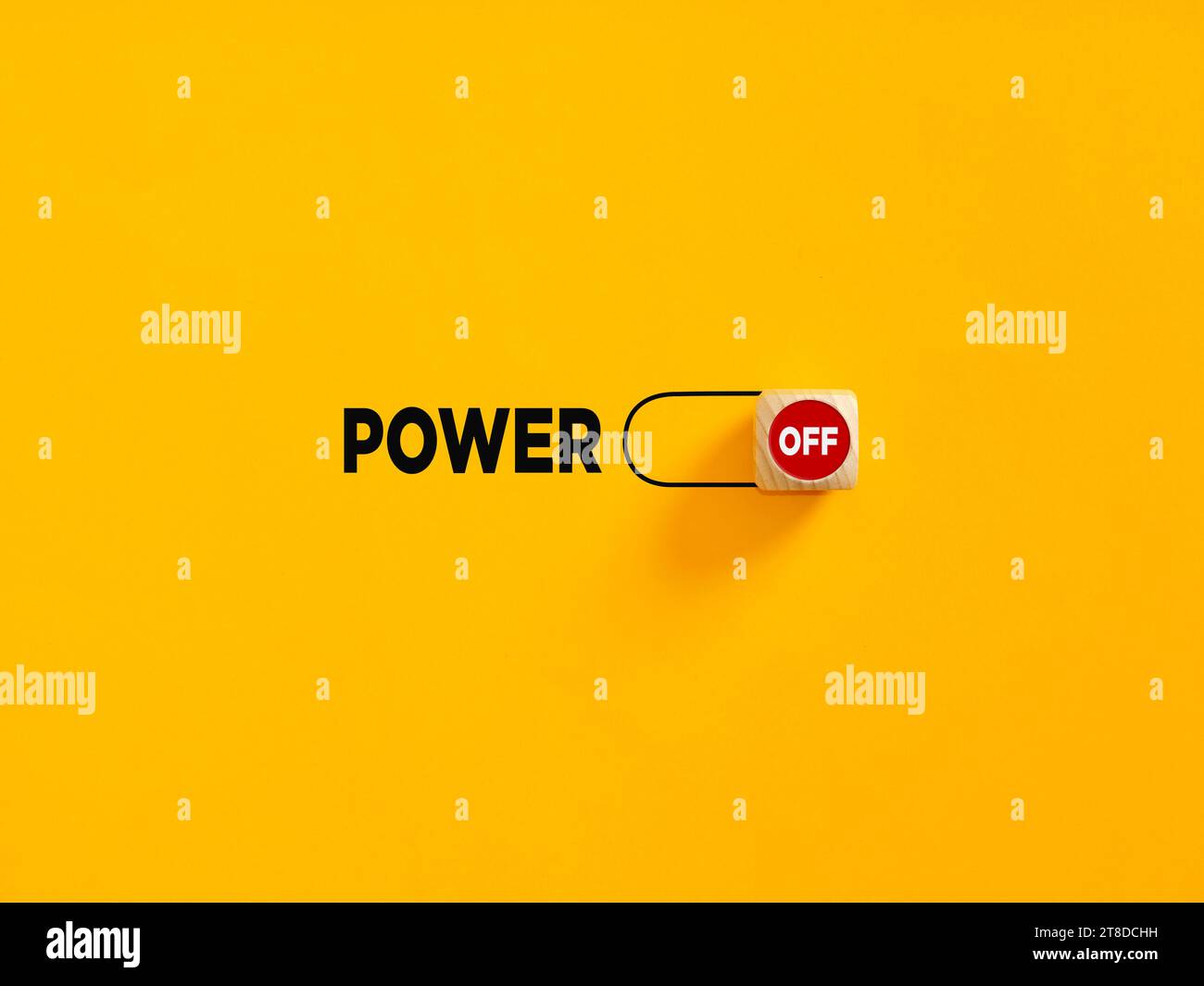 Schieberegler zum Ausschalten auf gelbem Hintergrund. Überwältigt, Schwäche, Impotenz oder machtloses Konzept. Stockfoto
