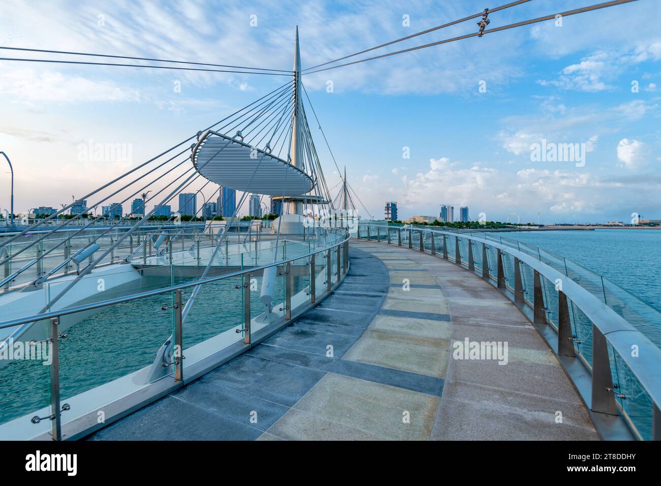 Lusail, Katar - 18. November 2023: Lusail Bridge Qetaifan Island Lusail Boulevard Qatar Stockfoto