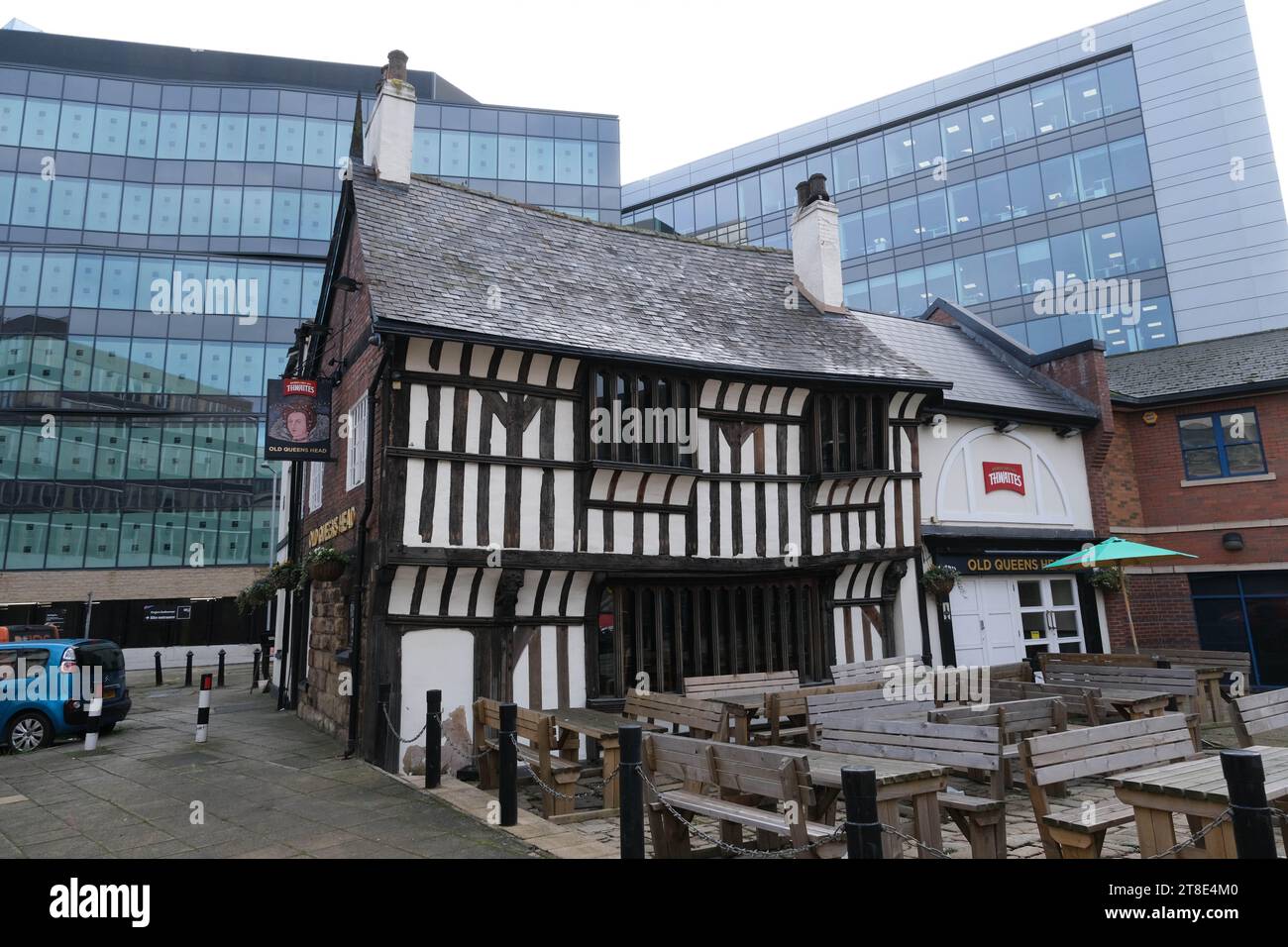 Old Queens Head in Sheffield 40 Pond Hill Sheffield, erbaut 1475, betrieben von der Thwaites Brewery Stockfoto