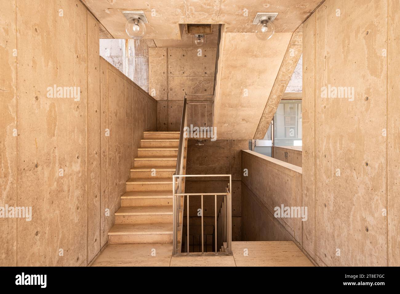 LA JOLLA, KALIFORNIEN - FERUARY 27, 2016: The Salk Institute for Biological Studies. Das Institut wurde 1960 von Jonas Salk, dem Entwickler von gegründet Stockfoto