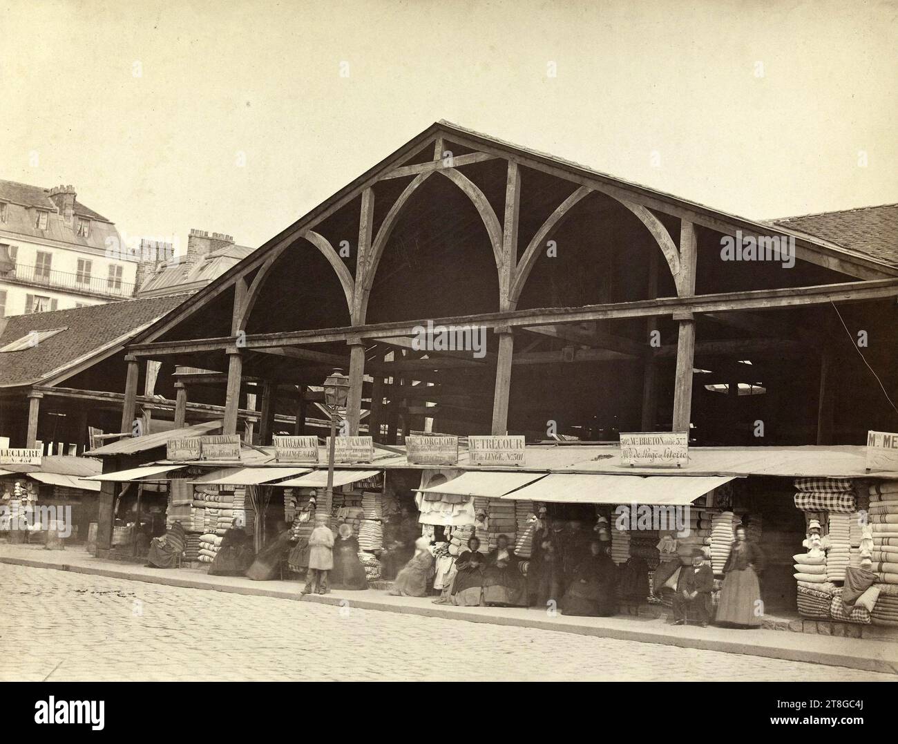 Marché aux, Carreau du Temple, 4. Arrondissement, Paris, Fotograf, 19.-20. Jahrhundert, Fotografie, Grafik, Fotografie, Gelatino Silberbromiddruck, Abmessungen - Werk: Höhe: 32,6 cm, Breite: 42,7 cm Stockfoto
