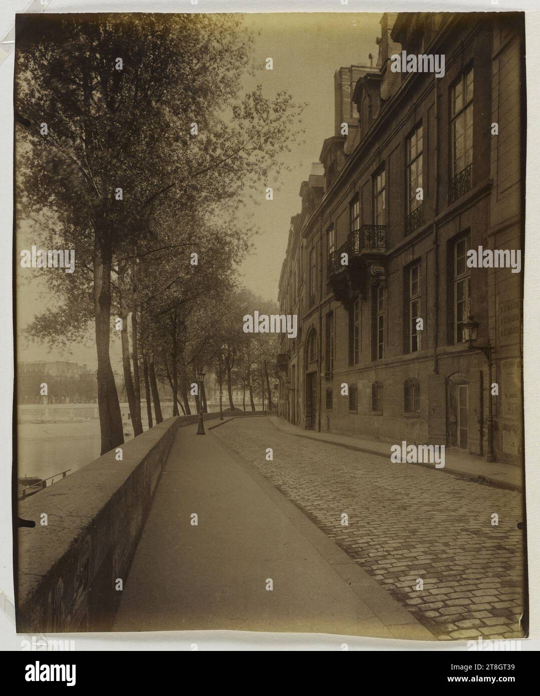 Hôtel Lauzun, 17 Quai d'Anjou, 4. Arrondissement, Paris, Atget, Eugène (Jean Eugène Auguste Atget), Fotograf, Fotografie, Grafik, Albumendruck, Abmessungen – Arbeit: Höhe: 21,6 cm, Breite: 17,9 cm Stockfoto