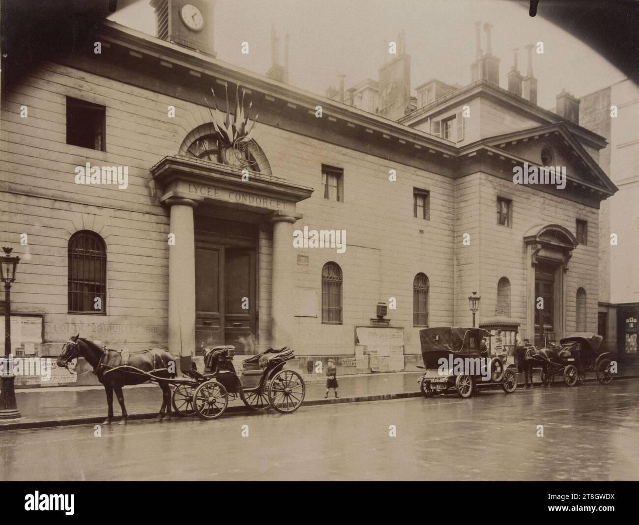 Lycée Condorcet, Rue de Caumartin 65, 9. Arrondissement, Paris. 1916, Atget, Eugène (Jean Eugène Auguste Atget), Fotograf, 1916, Fotografie, Grafik, Foto, Albumendruck, Abmessungen - Werk: Höhe: 17,6 cm, Breite: 22,1 cm Stockfoto