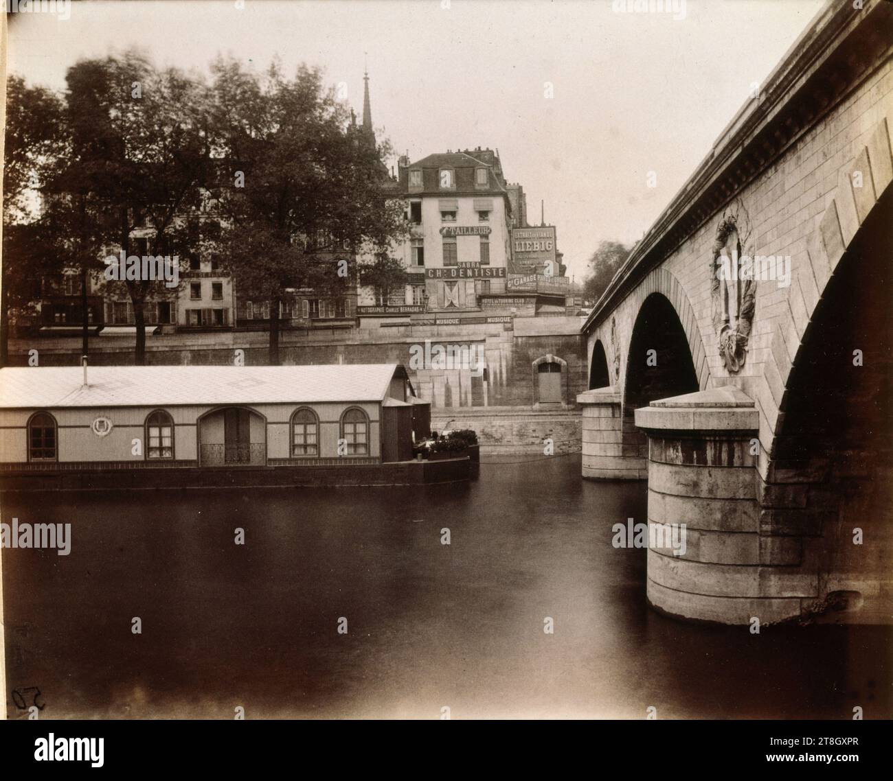 Pont Saint-Michel, Quai des Orfèvres an der Ecke Boulevard du Palais, 1. Arrondissement, Paris, Atget, Eugène (Jean Eugène Auguste Atget), Fotograf, Fotografie, Grafik, Albumendruck Stockfoto