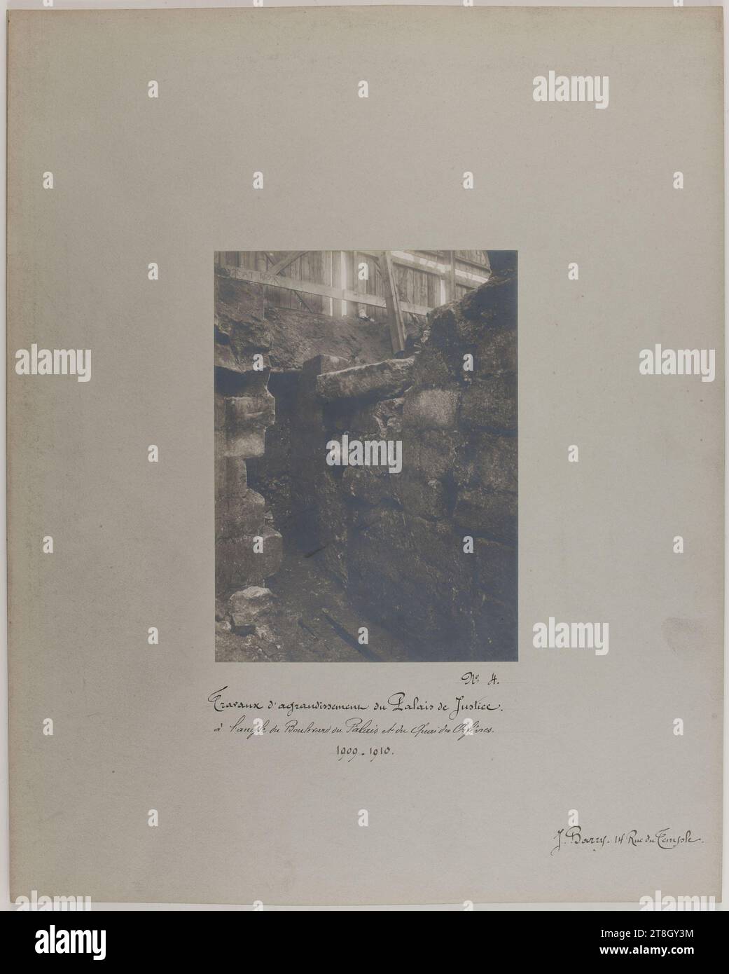 Erweiterung des Justizpalais an der Ecke Boulevard du Palais und Quai des Orfèvres, 4. Arrondissement, Paris, Barry, Jean, Fotograf, Zwischen 1909 Und 1910, Fotografie, Grafik, Fotografie, Gelatino Silberbromiddruck, Arbeitsmaße: Höhe: 16,7 cm, Breite: 22,8 cm, Abmessungen der Originalhalterung:, Höhe: 40,1 cm, Breite: 50,2 cm Stockfoto