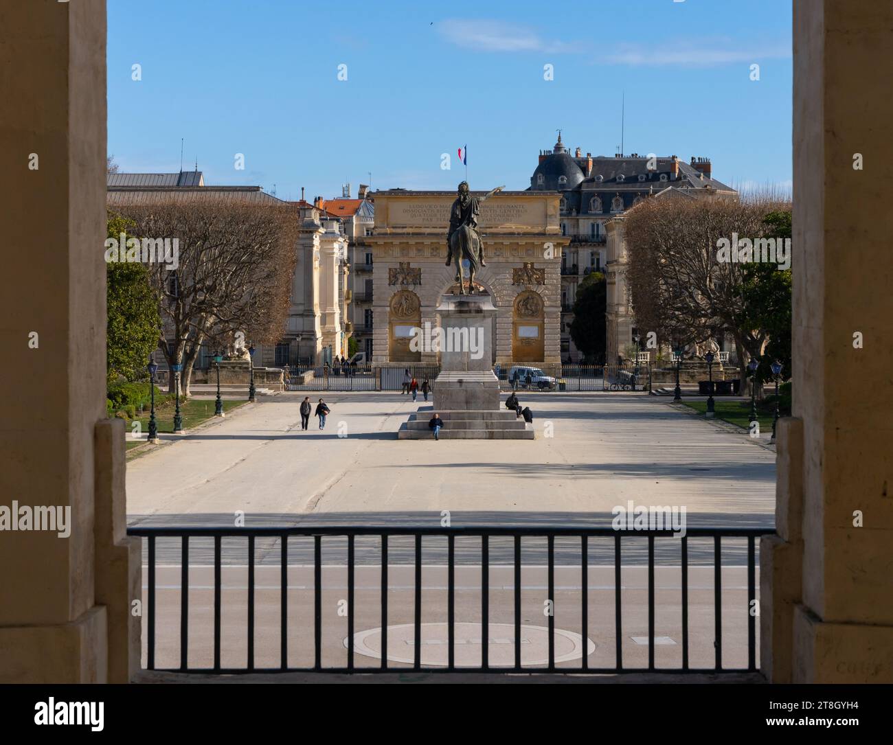 Statue im Park vor Montpellier Stockfoto