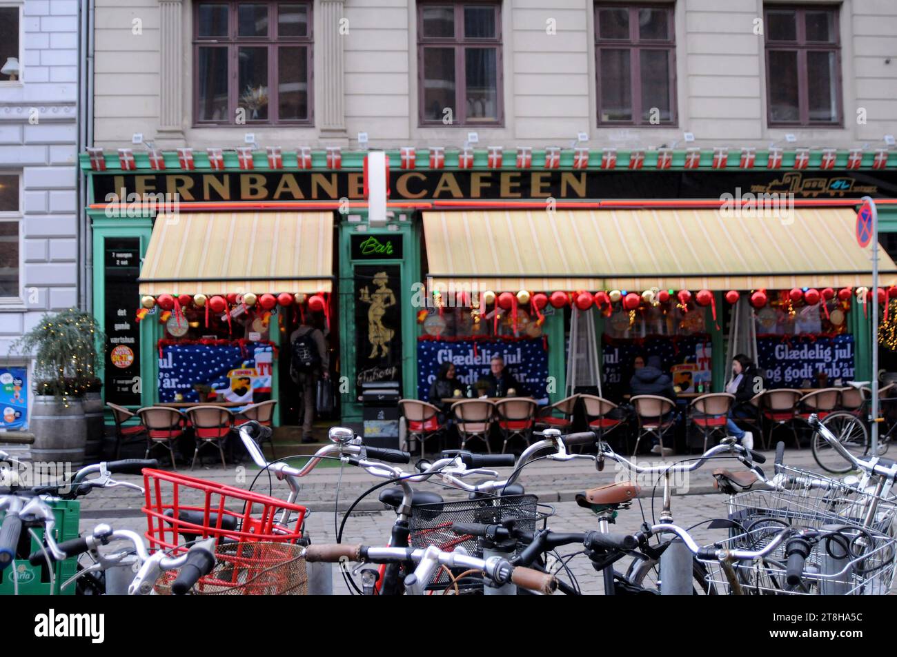 Kopenhagen, Dänemark /20. November 2023/Jernbane Café in der Nähe der Hauptstraffstation in der Hauptstadt. Photo.Francis Joseph Dean/Dean Pictures Credit: Imago/Alamy Live News Stockfoto