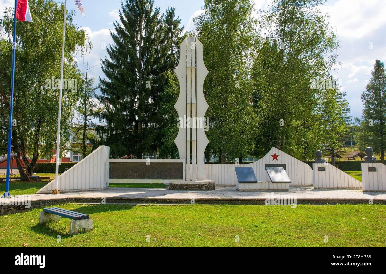 Cecava, Bosnien 4. September 2023. Ein Partisanendenkmal aus der