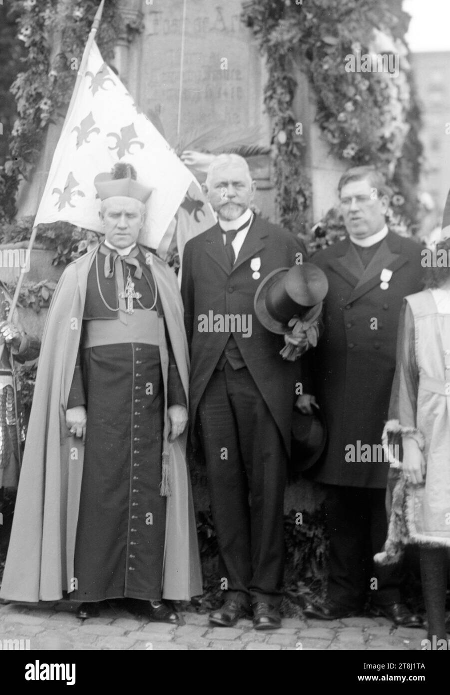 Erzbischof Patrick Joseph Hayes (1867–1938) von New York; George Frederick Kunz (1856–1932), ein deutscher Mineraloge; Francis Gallatin, Parks Commissioner Stockfoto