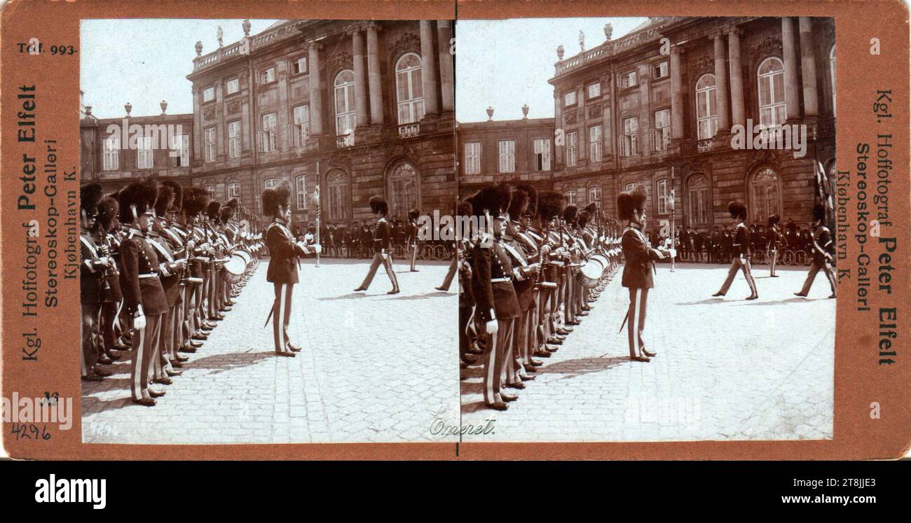 Vagtparade Amalienborg Slotsplads i 1903 (i). Stockfoto
