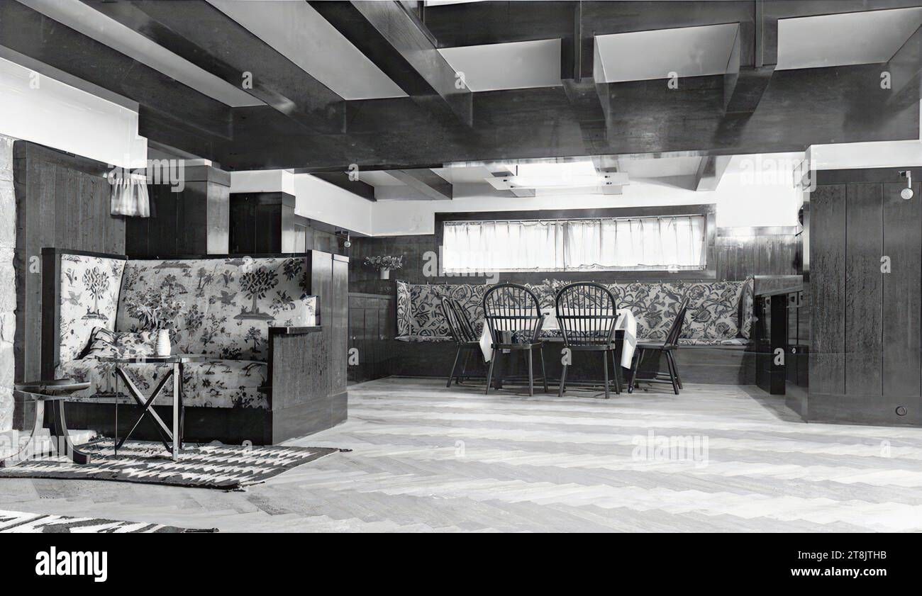 Landhaus Paul Khuner, Kreuzberg 60, Payerbach, Niederösterreich, Speisennische im Saal, Martin Gerlach jun., Wien 1879 - 1944 Wien, 1929-1930, Fotografie, Gelatinefarbenpapier, Fotopapier: 13,5 x 22,9 cm, 5 5/16 x 9 Zoll, rückseitig: "Martin Gerlach Fotograf Wien VII., Neubaug, lila Stempel, lila Stempel, 'Architekt Adolf Loos', roter Stempel, Heinrich Kulka Architekt Wien VII., Kaiserstr. 33, roter Stempel, rückseitig: '8', '425', 'Villa Khuner', '2 Stück', 'Esszimmer, Eiche, Österreich Stockfoto