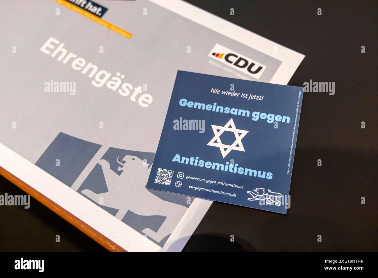Flyer der CDU, gemeinsam gegen Antisemitismus, 79. Landesparteikonferenz der CDU Baden-Württemberg, Reutlingen, Baden-Württemberg, Deutschland Stockfoto