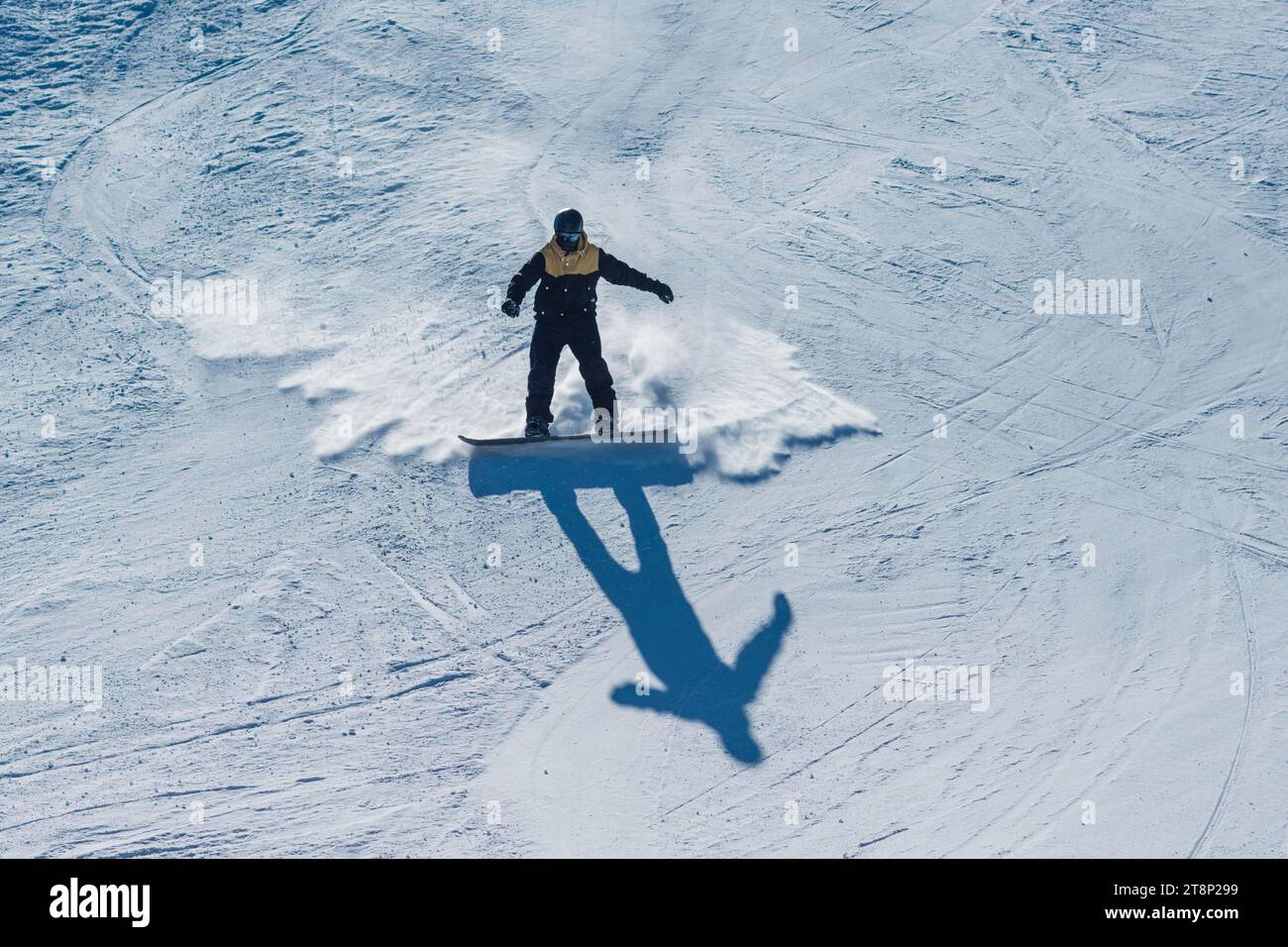 Snowboarder, 15 Jahre alt, Tegelberg, bei Füssen, Allgäuer Alpen, Allgaeu, Bayern, Deutschland Stockfoto