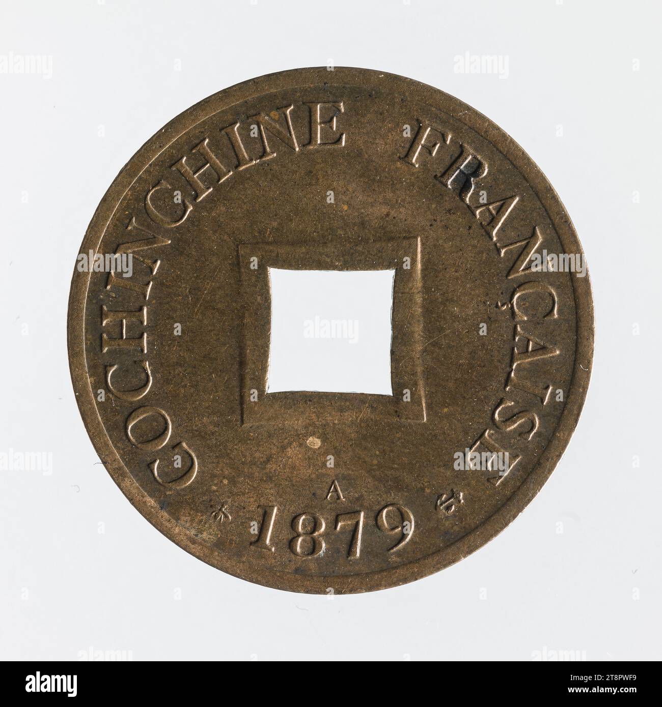 Sapeque im Wert von einem Fünftel des Centime in Bronze der französischen Cochinchina, 1879, Barré, Albert-Désiré, 1879, Numismatic, Monnaie, Paris, Abmessungen - Arbeit: Durchmesser: 2 cm, Gewicht (Typenabmessung): 1,99 g Stockfoto