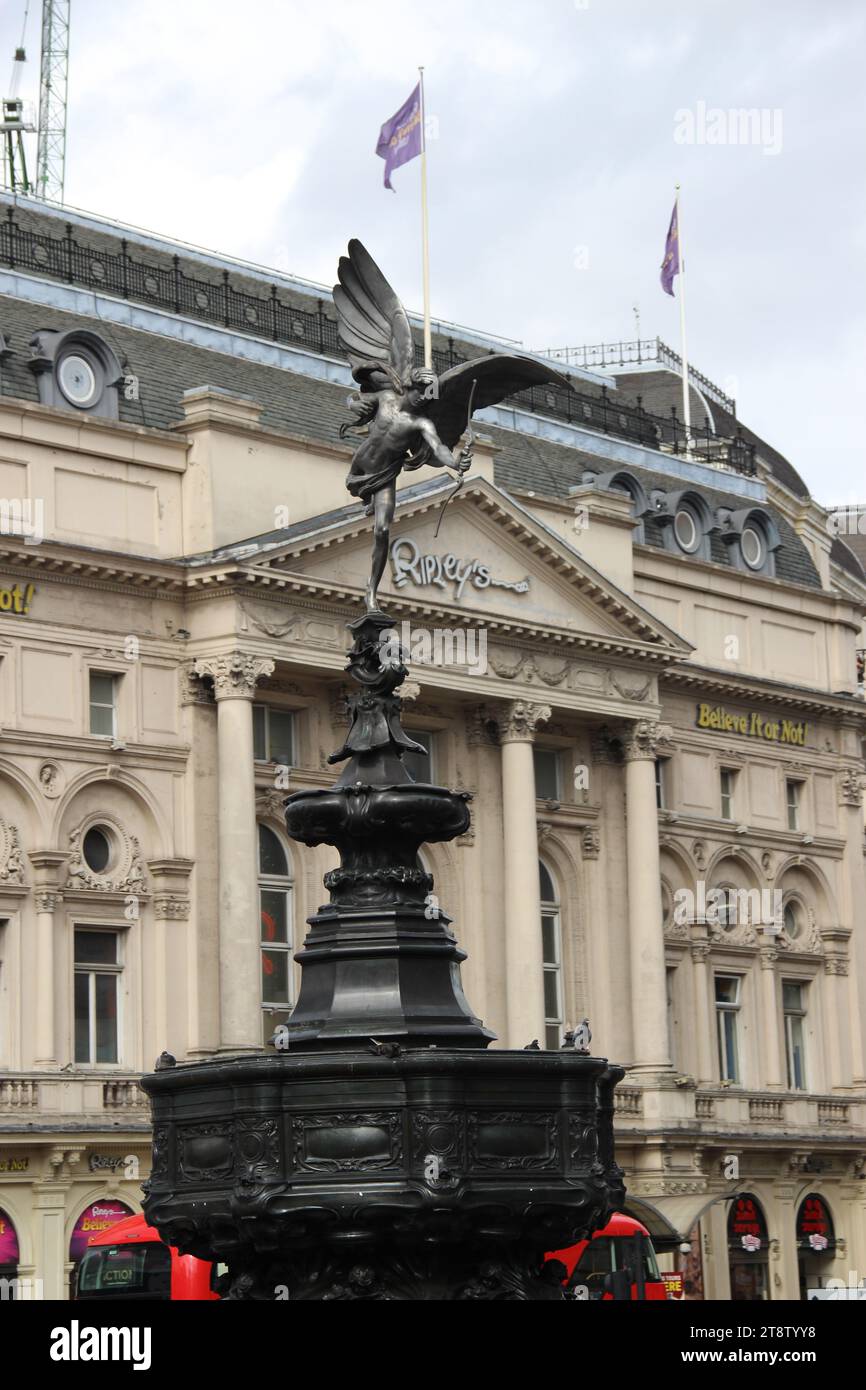 London Piccadilly Circus Shaftesbury Memorial Fountain (Statue of Eros), London, England, Großbritannien Stockfoto