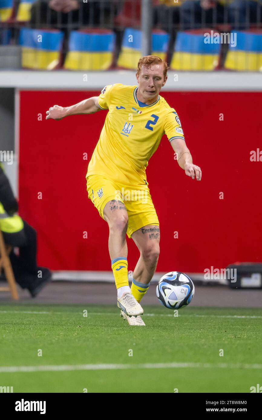 Yukhym Konoplia (Ukraine) während des UEFA-Qualifikationsspiels 2023:2024, zwischen der Ukraine 0-0 Italien, im BayArena Stadium am 20. November 2023 in Leverkusen, Italien. Quelle: Maurizio Borsari/AFLO/Alamy Live News Stockfoto