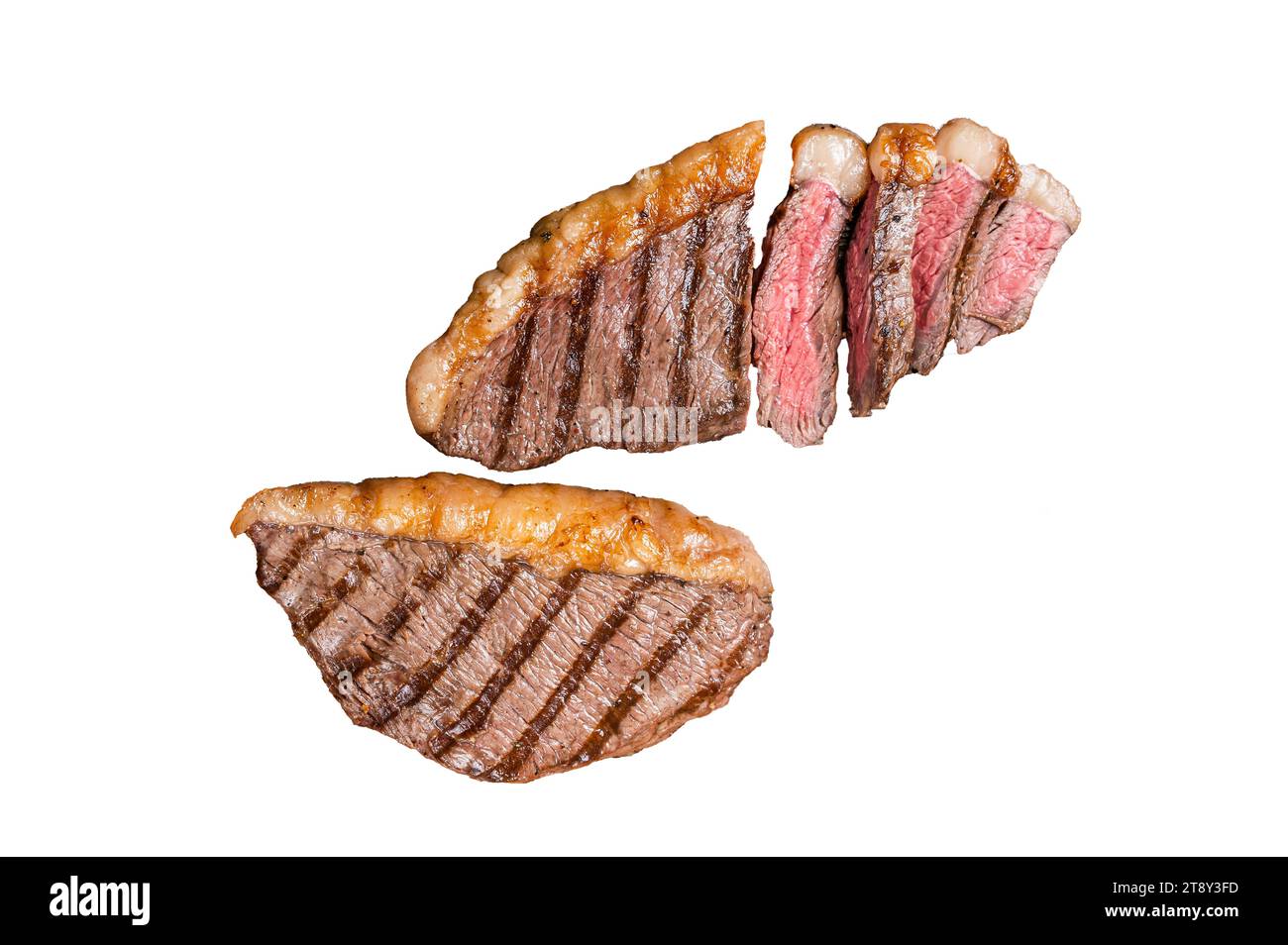 BBQ brasilianisches Picanha-Steak, Becherrumpffleisch-Steak auf einem hölzernen Servierbrett. Isolierter, weißer Hintergrund Stockfoto