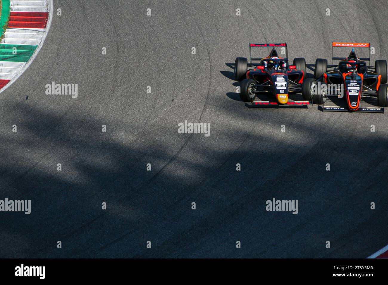 Foto auf der Mugello-Rennstrecke während eines Rennens der Formel-4-Meisterschaft Stockfoto
