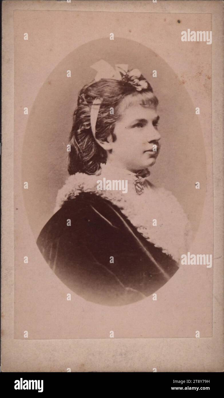 Erzherzogin Gisela von Österreich (1856-1932), Unbekannt, Fotografin, Datum um 1870, Begleitkarton, Albumenpapier, Unterlage Karton 10, 7 x 6, 4 cm, Habsburg, Mode, Aristokratie, Porträt, Frau, Erzherzogin Gisela von Österreich, die Wiener Sammlung Stockfoto Erzherzogin Gisela von Österreich (1856-1932), Unbekannt, Fotografin, Datum um 1870, Begleitkarton, Albumenpapier, Unterlage Karton 10, 7 x 6, 4 cm, Habsburg, Mode, Aristokratie, Porträt, Frau, Erzherzogin Gisela von Österreich, die Wiener Sammlung Stockfoto