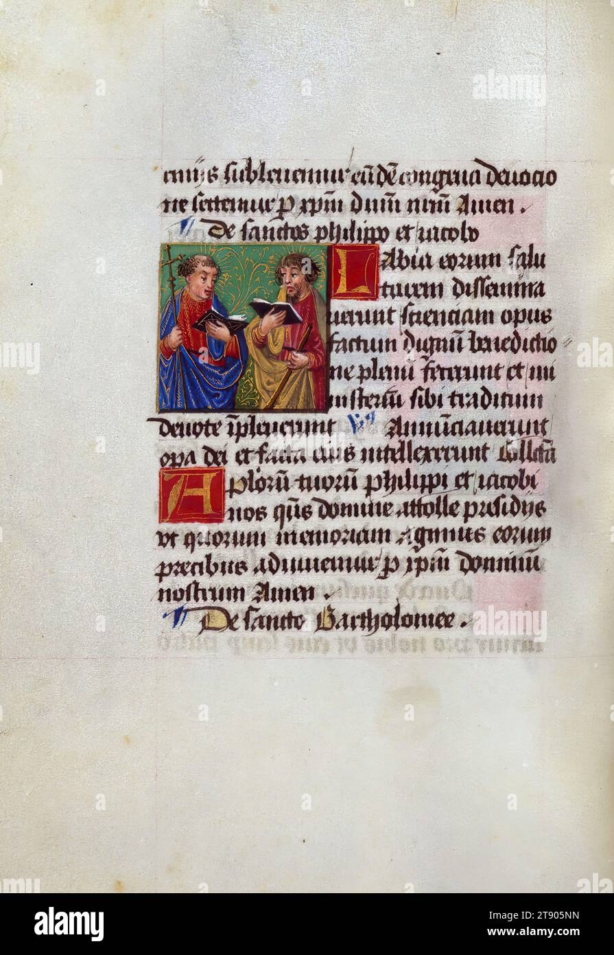 Gebetsbuch, SS. Philipp und Jakobus der Less, dieses aus dem frühen 16. Jahrhundert erleuchtete Gebetsbuch enthält lateinische Gebete und Passagen aus den Evangelien. Obwohl sie klein ist, ist sie für ihre Fülle an Beleuchtungen bekannt, mit fast sechzig erhaltenen kleinen Miniaturen. Farbige Porträts schmücken die Gebete an die Jungfrau und die Suffrage, während die Bilder in der Erzählung des Evangeliums hauptsächlich in Grisaille dargestellt werden, einer fast vollständig grauen monochromen Technik. Die letzten Folios enthalten einen Trompe-l'oeil-Blattrand und eine Kreuzigung, die eine spätere Ergänzung zu sein scheint Stockfoto