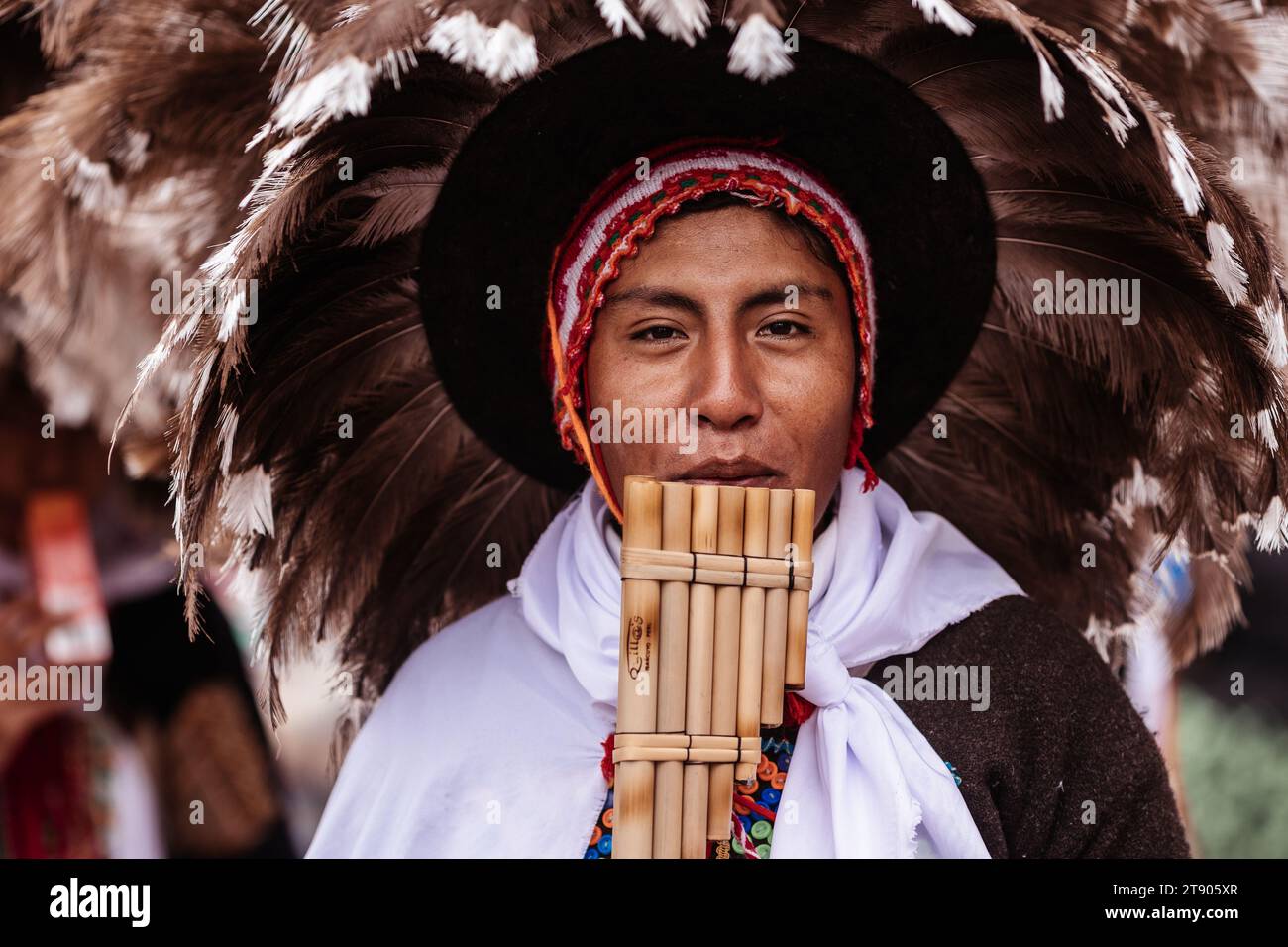 Lima, Peru, Samstag, 18. November 2023. Tänzer bei der traditionellen Parade zum fest der Jungfrau von Candelaria im Zentrum von Lima Stockfoto