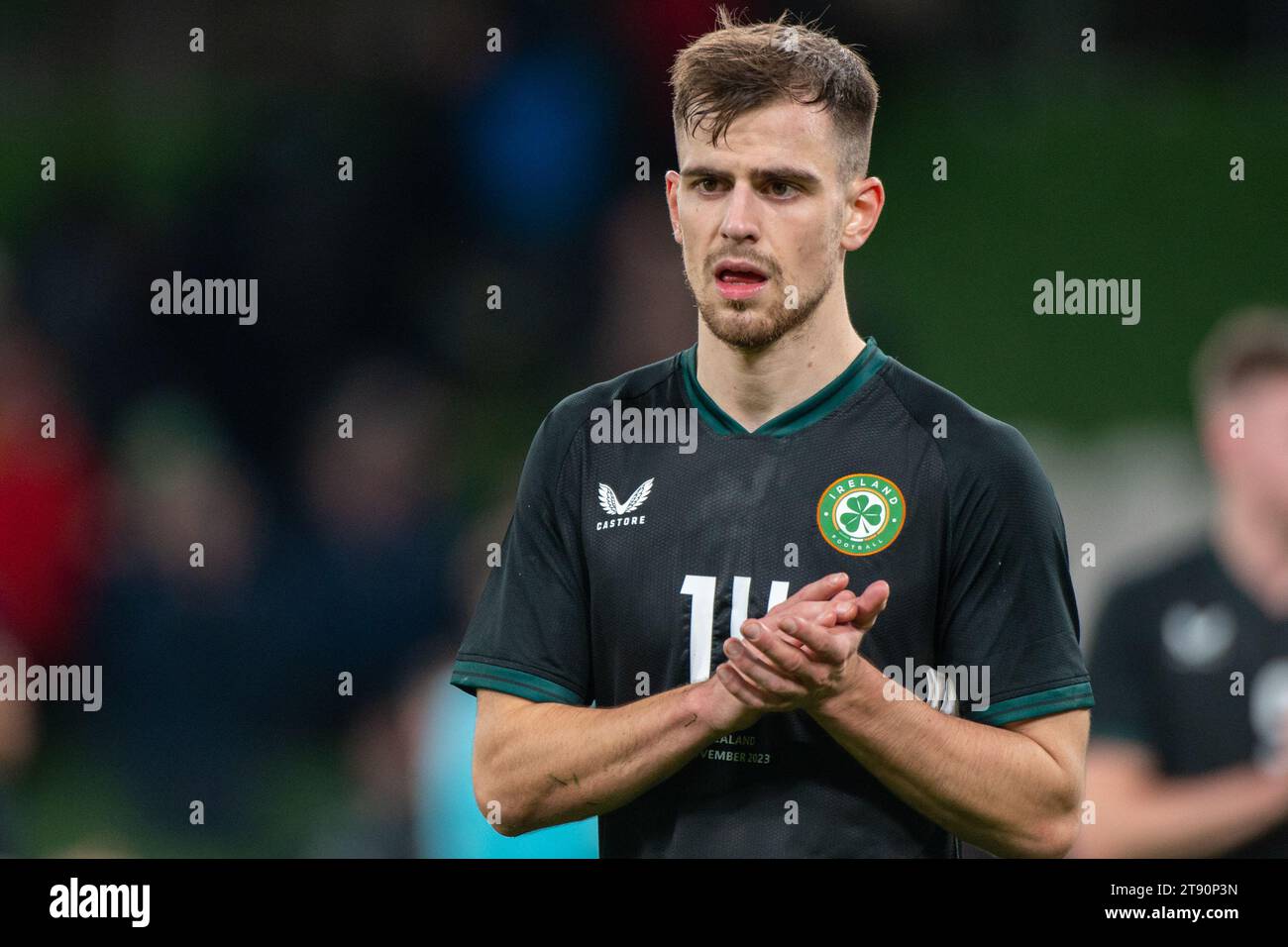 Dublin, Irland. November 2023. Jayson Molumby aus Irland enttäuscht während des Internationalen Freundschaftsspiels zwischen der Republik Irland und Neuseeland im Aviva Stadium in Dublin, Irland am 21. November 2023 (Foto: Andrew SURMA/ Credit: SIPA USA/Alamy Live News) Stockfoto