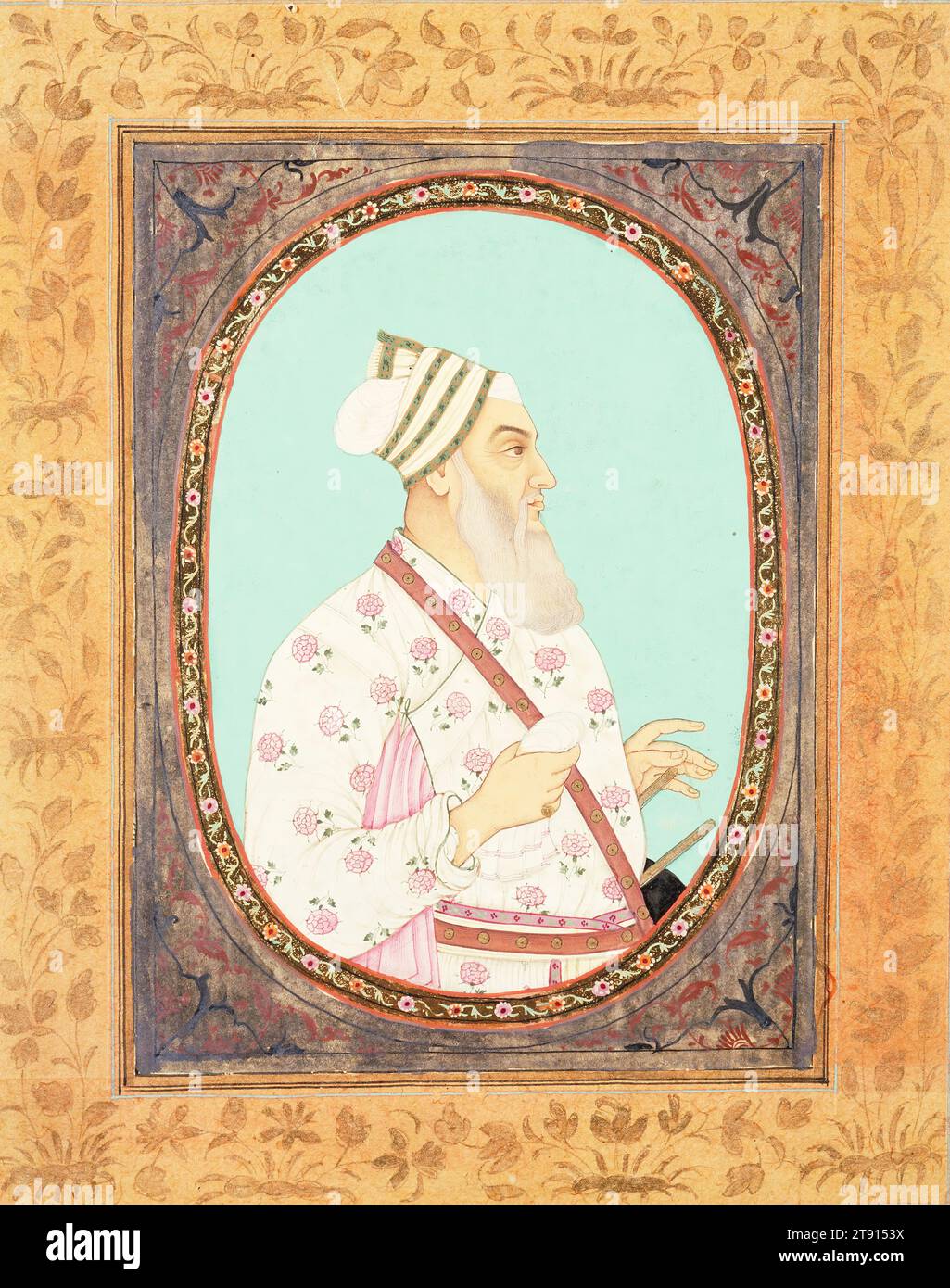 Porträt von Nawah General Firoz Khan, Anfang des 18. Jahrhunderts, 7/8 x 3/8 cm (20 x 16,19 cm), undurchsichtige Aquarelle und Gold auf Papier, Indien, 18. Jahrhundert, dieses fein ausgeführte Porträt von General Firoz Khan, einem Adligen aus dem 17. Jahrhundert und Mitglied des Golkonda-Hofes im Deckan, zeigt, dass die persisch inspirierte Malerei auf Golkonda blühte, bevor der Mogulherrscher Aurangzeb sie 1687 endgültig eroberte. Die Herrscher des Deccan-Plateaus waren muslimisch, wie die Mogulen, während die Mogulen Sunniten waren und von der ostiranischen und zentralasiatischen Malerei beeinflusst wurden Stockfoto