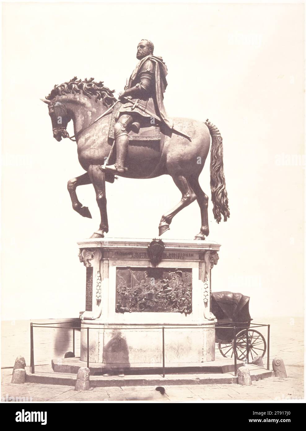 Statue von Cosimo Primo, Piazza della Signoria, Florenz, Italien, um 1858, Fratelli Alinari, Italienisch, 15/16 x 1/16 Zoll (35,4 x 25,56 cm) (Bild)21 7/8 x 16 7/8 Zoll (55,56 x 42,86 cm) (Halterung), Albumendruck, Italien, 19. Jahrhundert Stockfoto