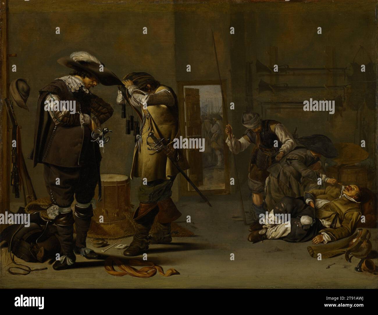 Soldaten, die sich bewaffnen, Mitte der 1630er Jahre, Jacob Duck, Holländer, um 1600–1667, 17 x 3/8 Zoll (43,18 x 56,83 cm) (Platte)28 x 33 3/8 Zoll (71,12 x 84,7 cm) (Außenrahmen), Öl auf Platte, Niederlande, 17. Jahrhundert, links, zwei Soldaten, die im Dreißigjährigen Krieg gefangen waren, kleiden sich an, einer hebt einen Bandolier über seinen Kopf, während mehrere Zylinder hängen – Pulverladungen mit Schießpulver für seine Muskete. Rechts kitzelt ein Soldat die Nase eines anderen Kämpfers, der vermutlich ohnmächtig geworden ist, nachdem er die Flasche in der Nähe geleert hat. Der Kitzler weiß nicht, dass seine Tasche geklaut wird. Stockfoto