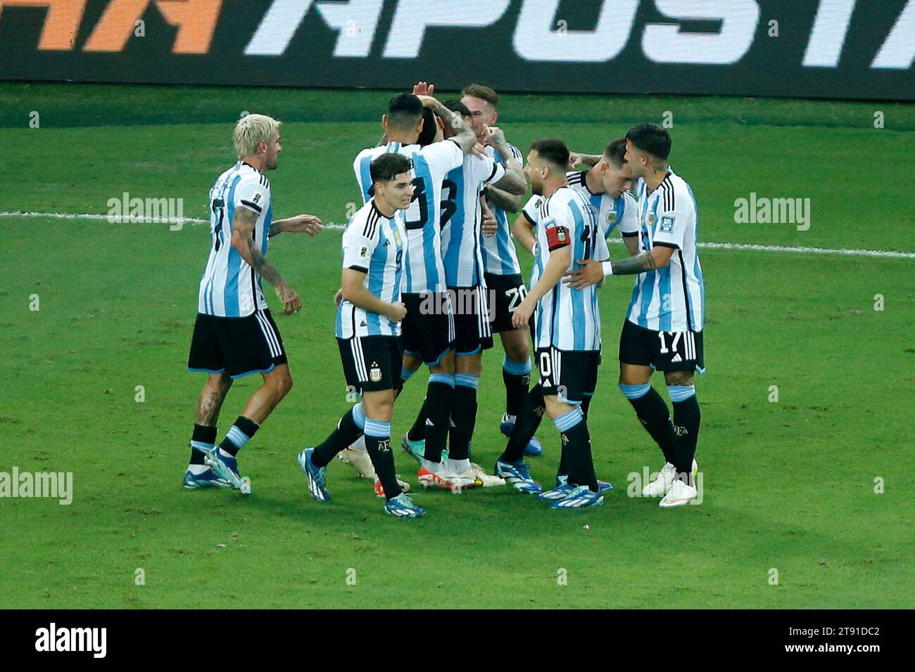 Rio de Janeiro, Brasilien:Nicol&#xe1;s Otamendi da Argentina, comemora o seu gol durante a partida entre Brasil e Argentina, pela 6&#xaa; rodada das Eliminat&#xf3;rias FIFA 2026, no Est&#xe1;dio Maracan&#xe3;, nesta ter&#xe7;Ala-Live-News: Live-News: Live-News Stockfoto