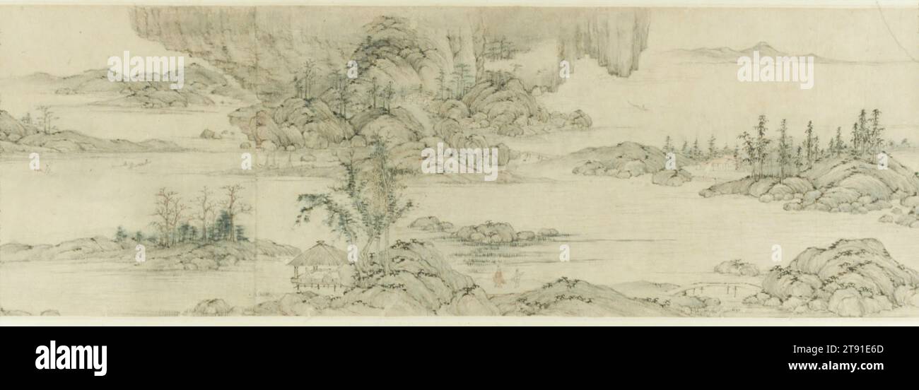 Misty River and Layered Peaks, Wanli Period, 1608, Gu Yide, aktive 1630er, 7/8 x 368 Zoll (22,54 x 934,72 cm) (Bild), Tinte und Farbe auf Papier, China, 17. Jahrhundert, öffnet sich die Handrolle mit einem konventionellen Panorama von Flussufern mit Bäumen, Häusern, Brücken und Figuren, die inmitten eines großen Wassers liegen. Auf der anderen Seite des Flusses öffnen sich die sanften Hügel zu einer aussicht, die nach links gebogen ist, als ob sie zwischen Himmel und Wasser schweben. Die bildliche Vision des Künstlers stellt die Szene eher als nichtreligiös als heilig dar. Die Bildsprache ist konkret, doch auf subtile Weise erinnert sie an das transzendente Reich Stockfoto