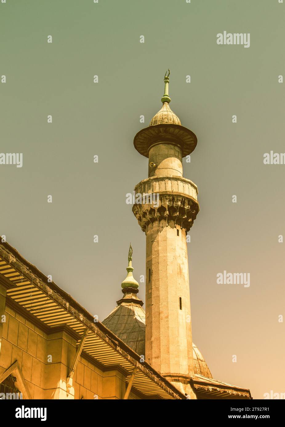 Minarett der Moschee Religion, des Islam, des Tourismus und Reisen Konzepte Stockfoto