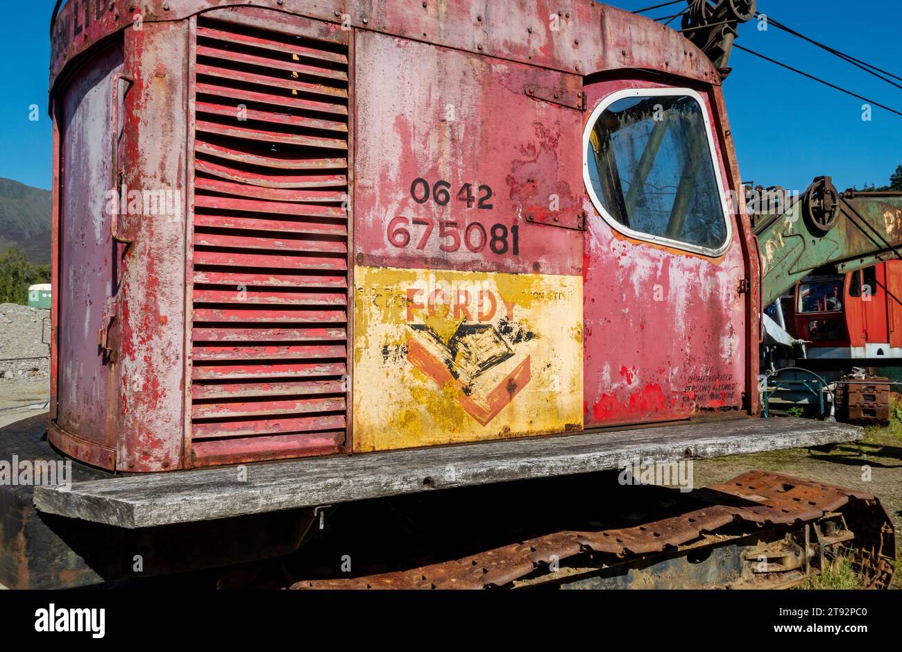 Der alte Erdbagger im Threlkeld Quarry and Mining Museum im Sommer in der Nähe von Keswick Cumbria Lake District England Großbritannien Großbritannien Stockfoto