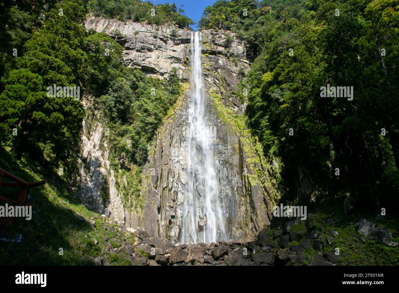 Der Nachi-Wasserfall ist ein großer permanenter Wasserfall in Japan in der Präfektur Wakayama. Stockfoto